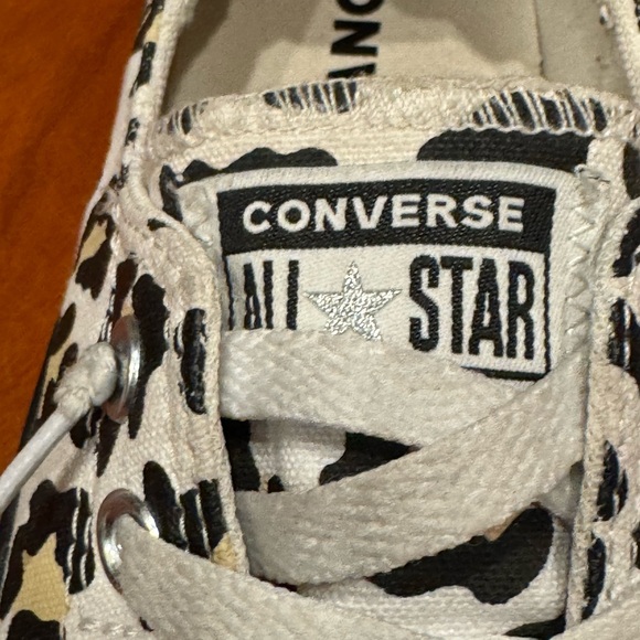 Converse All Star Chuck Taylor Leopard Print Shoes - Picture 7 of 9